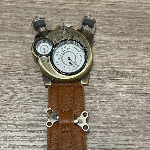 ThinkGeek Tesla Watch - Picture 2 of 3